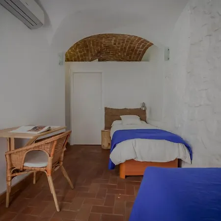 Casa Nidos Caces